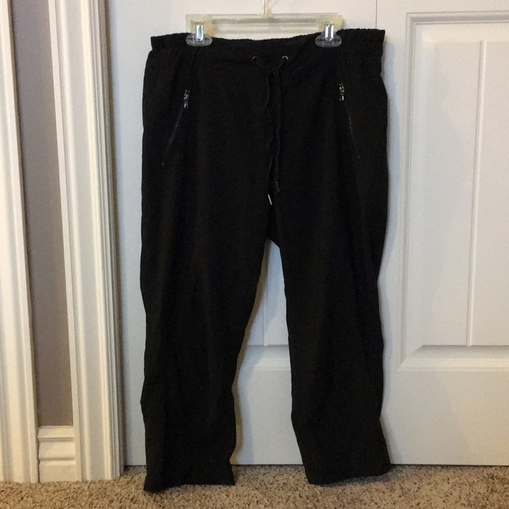 Champion capri track pants, EUC